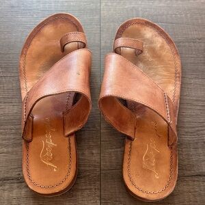 Free People Sant Antoni Brown Leather Toe Loop Slide Sandals EU 37.5 / US 7